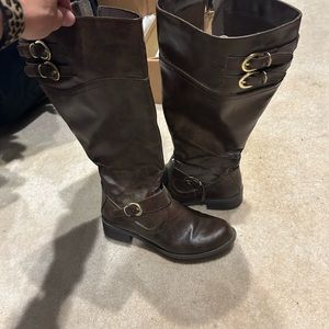 Her knee boots brown worn once size 7